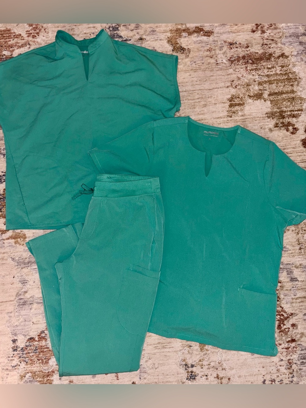 Mandala Green Scrub Bundle (3)